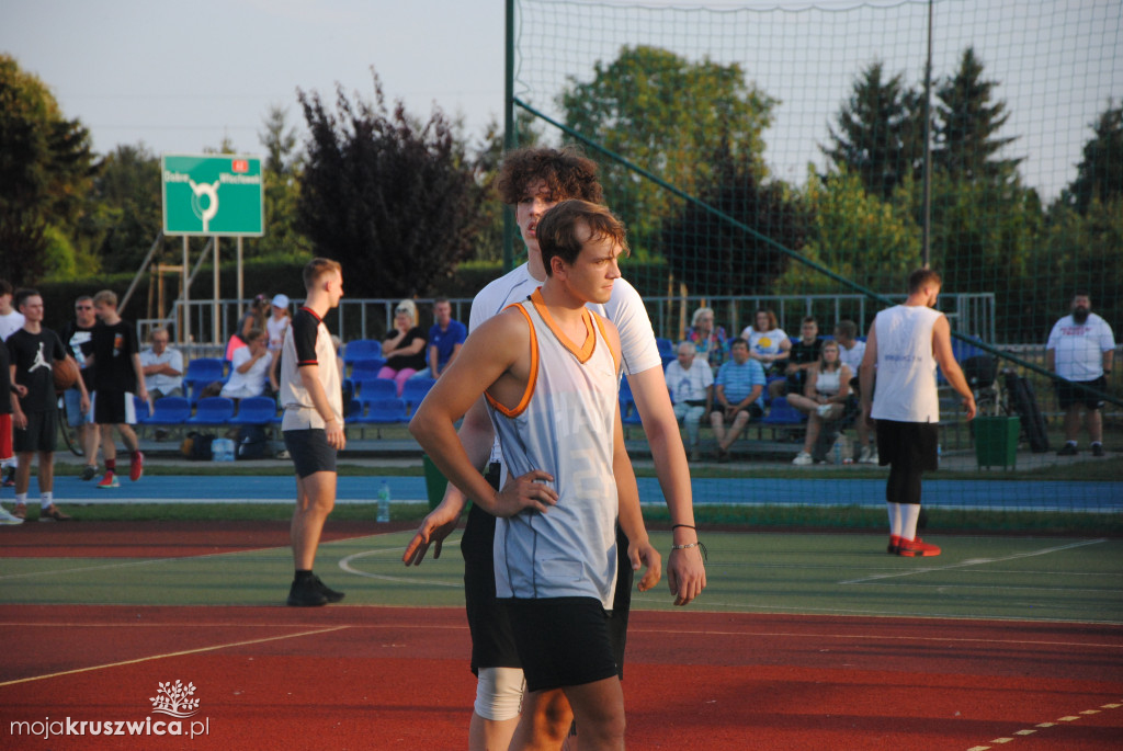 NASZ PATRONAT: Rozpoczął się VIII Turniej Koszykówki Ulicznej Streetball [ZDJĘCIA]