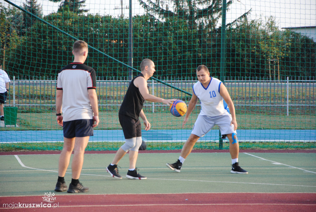 NASZ PATRONAT: Rozpoczął się VIII Turniej Koszykówki Ulicznej Streetball [ZDJĘCIA]