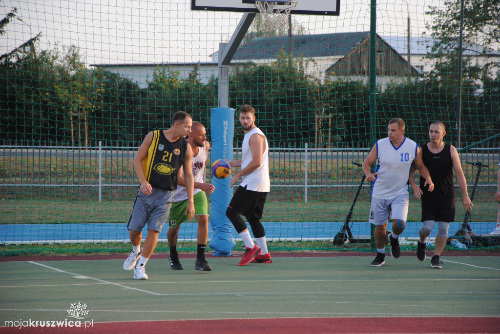 NASZ PATRONAT: Rozpoczął się VIII Turniej Koszykówki Ulicznej Streetball [ZDJĘCIA]