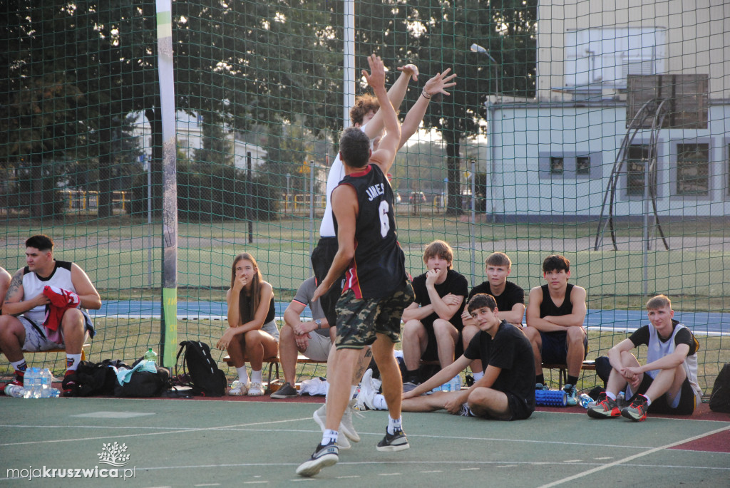NASZ PATRONAT: Rozpoczął się VIII Turniej Koszykówki Ulicznej Streetball [ZDJĘCIA]