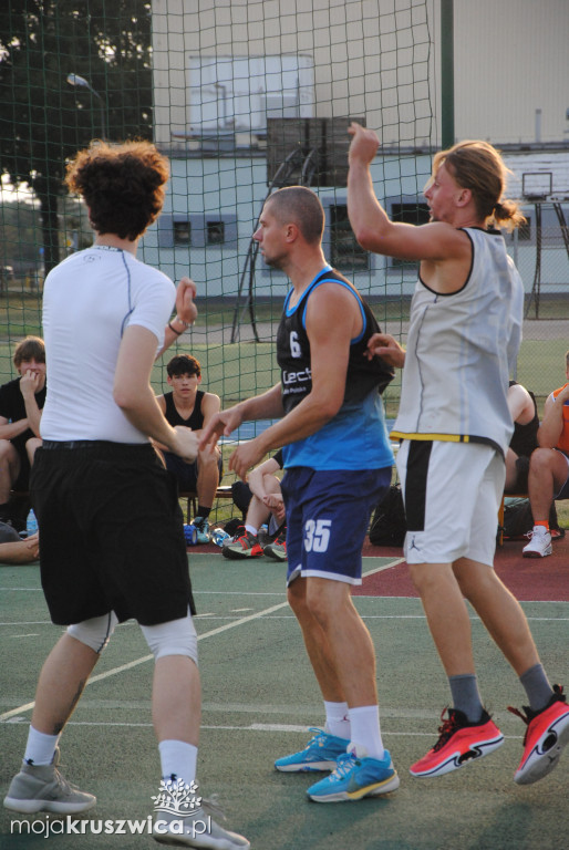 NASZ PATRONAT: Rozpoczął się VIII Turniej Koszykówki Ulicznej Streetball [ZDJĘCIA]
