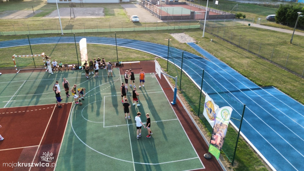 NASZ PATRONAT: Rozpoczął się VIII Turniej Koszykówki Ulicznej Streetball [ZDJĘCIA]
