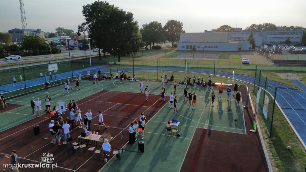 NASZ PATRONAT: Rozpoczął się VIII Turniej Koszykówki Ulicznej Streetball [ZDJĘCIA]
