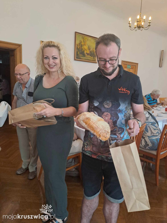 Poeci żegnają się Z Kobylnikami. Zabierają ze sobą chleb i wspomnienia [ZDJĘCIA]