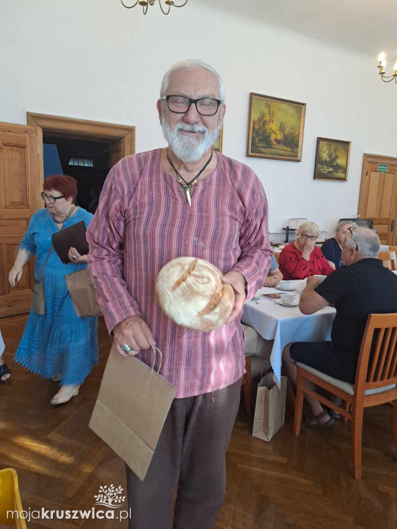 Poeci żegnają się Z Kobylnikami. Zabierają ze sobą chleb i wspomnienia [ZDJĘCIA]