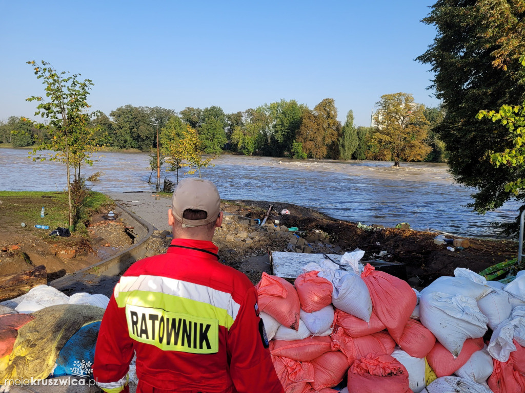  Ratownicy Nadgoplańskiego WOPR walczą z powodzią na południu Polski