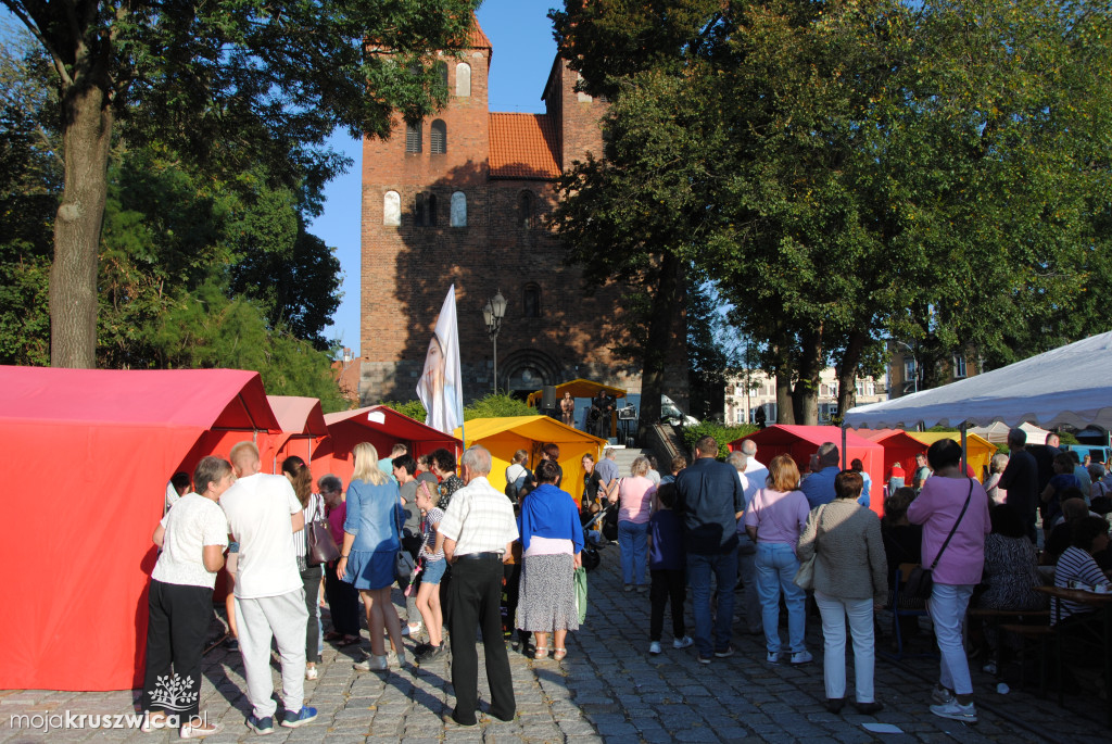 Inowrocław. Festyn i odpust przy bazylice