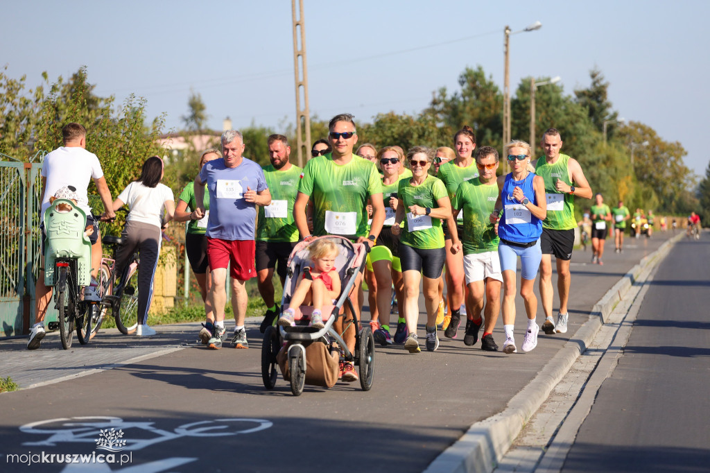 Wczoraj (22.09) uroczyście otwarto ścieżkę pieszo-rowerową na odcinku Kruszwica – Bródzki.