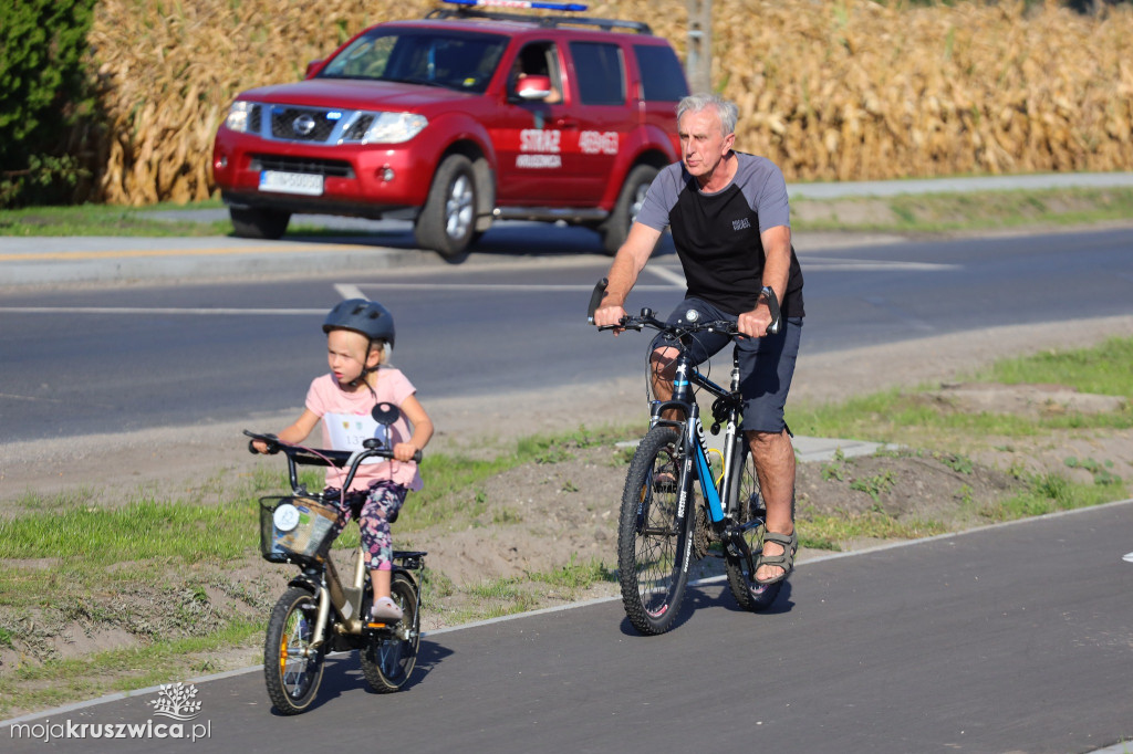 Wczoraj (22.09) uroczyście otwarto ścieżkę pieszo-rowerową na odcinku Kruszwica – Bródzki.