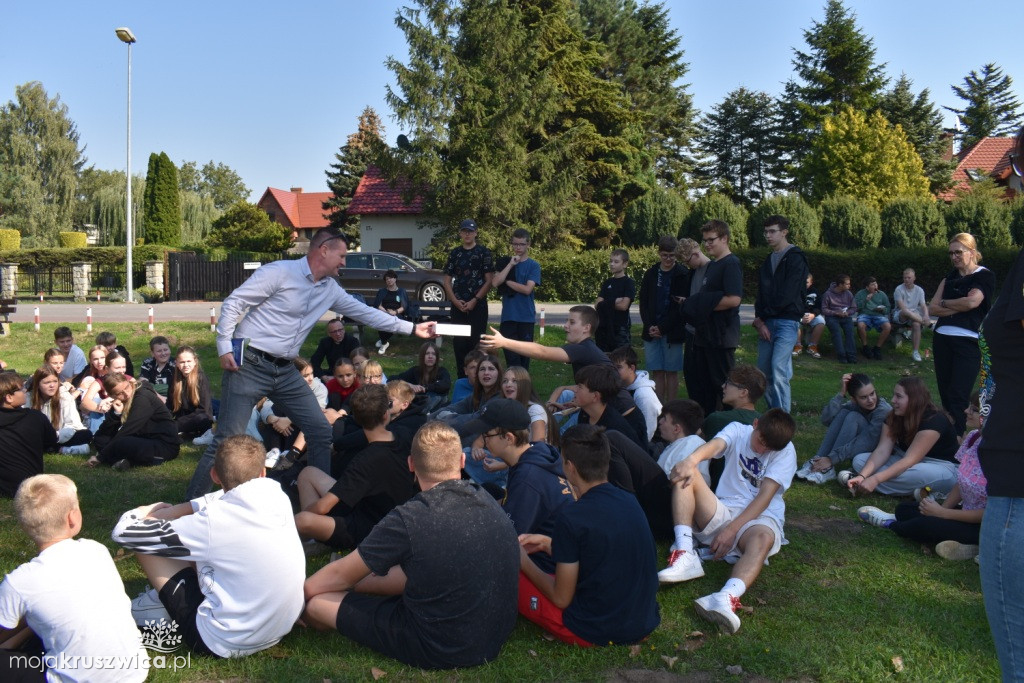 Tak młodzi kruszwiczanie sprzątali świat [ZDJĘCIA]
