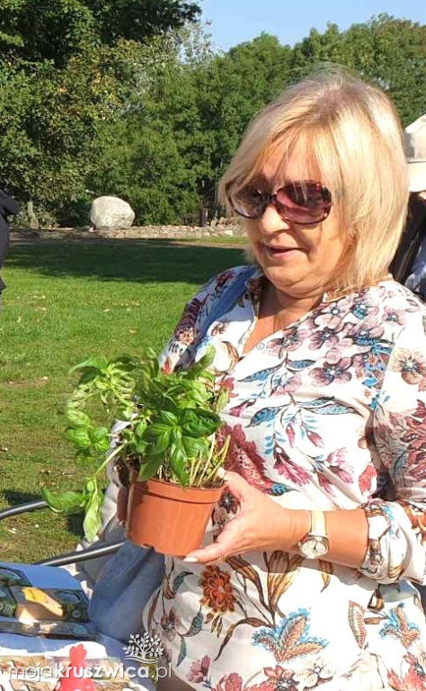 Dróżdżówka z Ostrówka smakowała uczestnikom Dnia Otwartego NUL