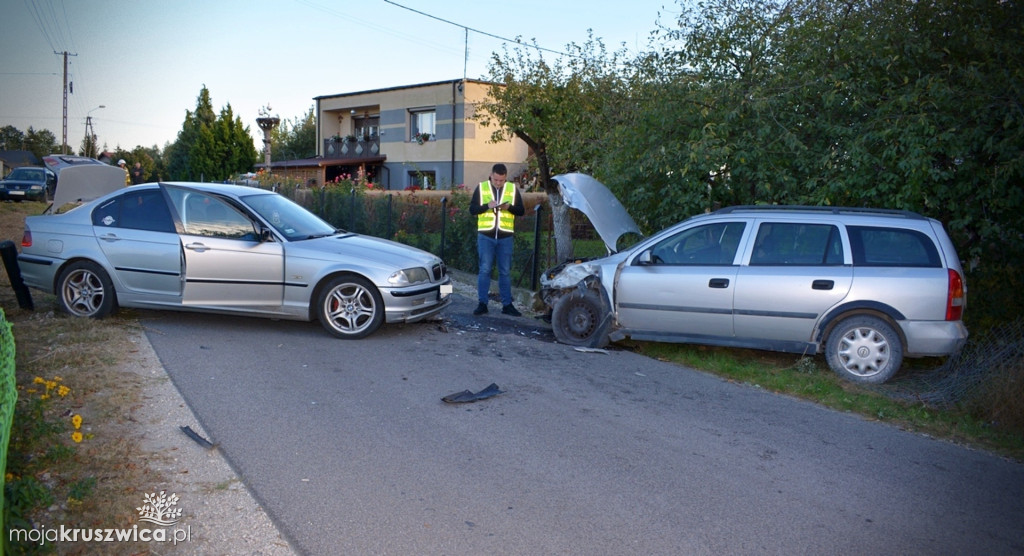 Wypadek bmw i opla