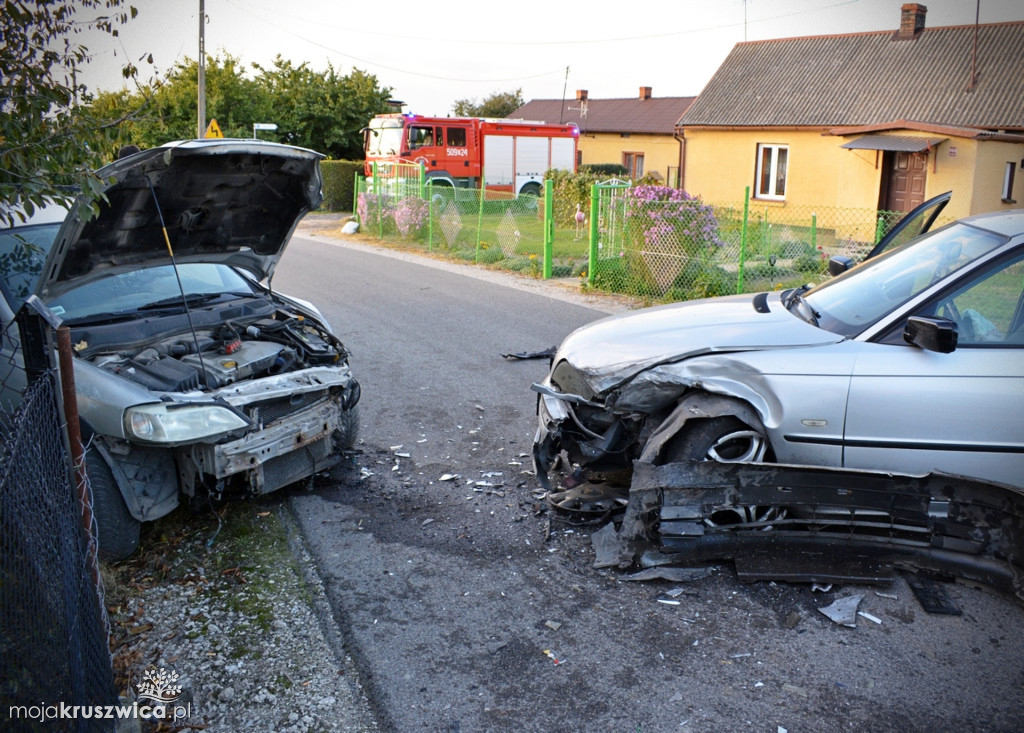 Wypadek bmw i opla