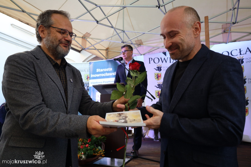 Artyści Powiatu dla Ignasia. Zebrano ponad 17 tysięcy złotych