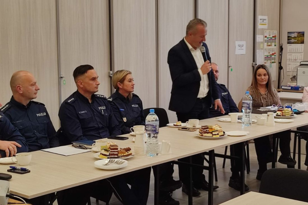 Kruszwiccy policjanci zorganizowali debatę z mieszkańcami