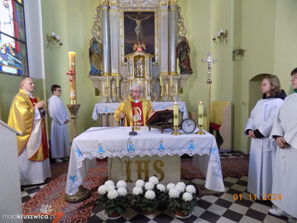 Uroczystość Wszystkich Świętych i Noc Świętych w Chełmcach [ZDJĘCIA]