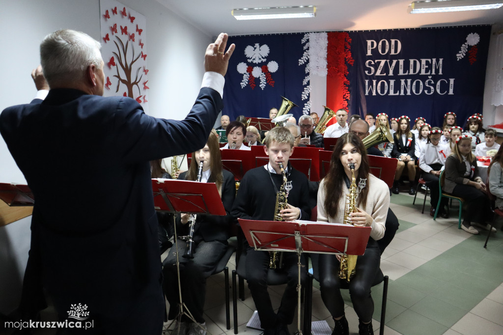 Tradycyjnie, jak co roku patriotycznie w Sławsku Wielkim! [ZDJĘCIA]
