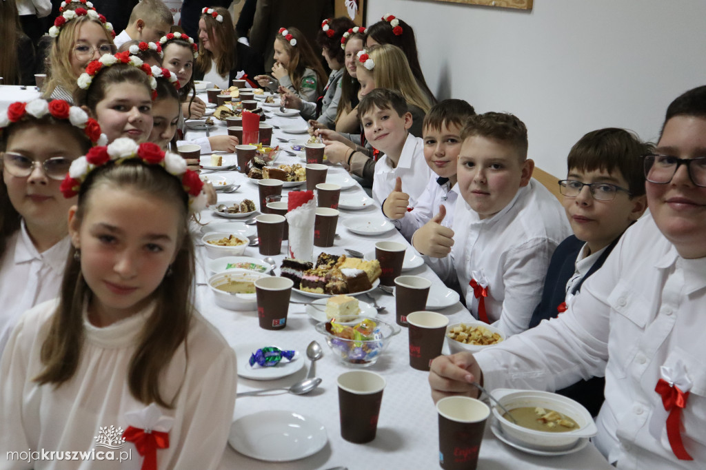 Tradycyjnie, jak co roku patriotycznie w Sławsku Wielkim! [ZDJĘCIA]