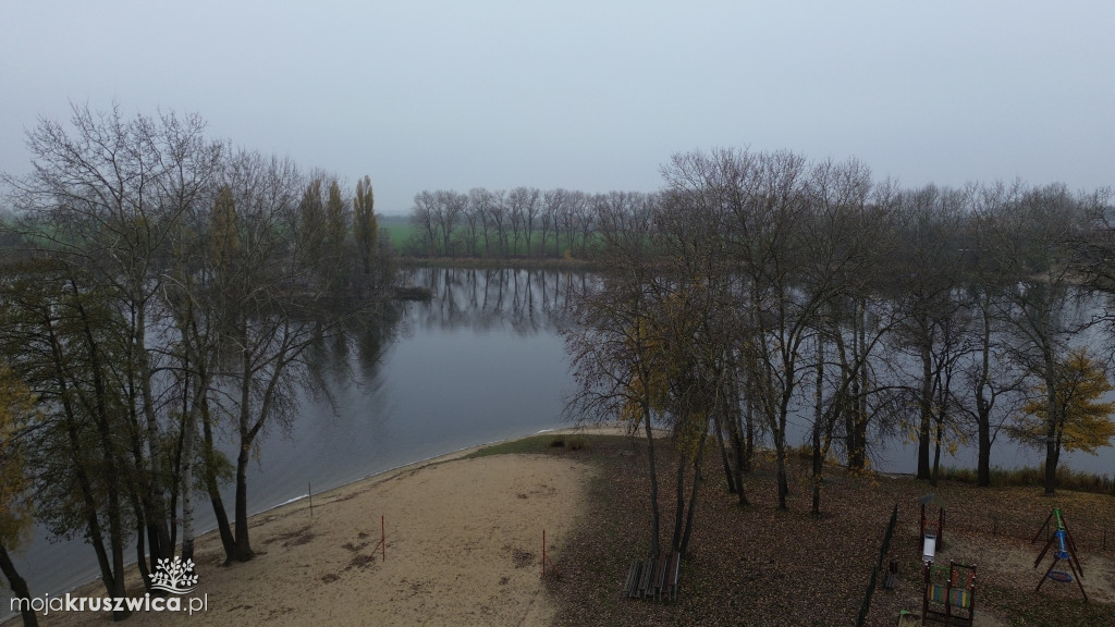 Trwa budowa pomostu na Cyplu. Zobaczcie zdjęcie i video! 