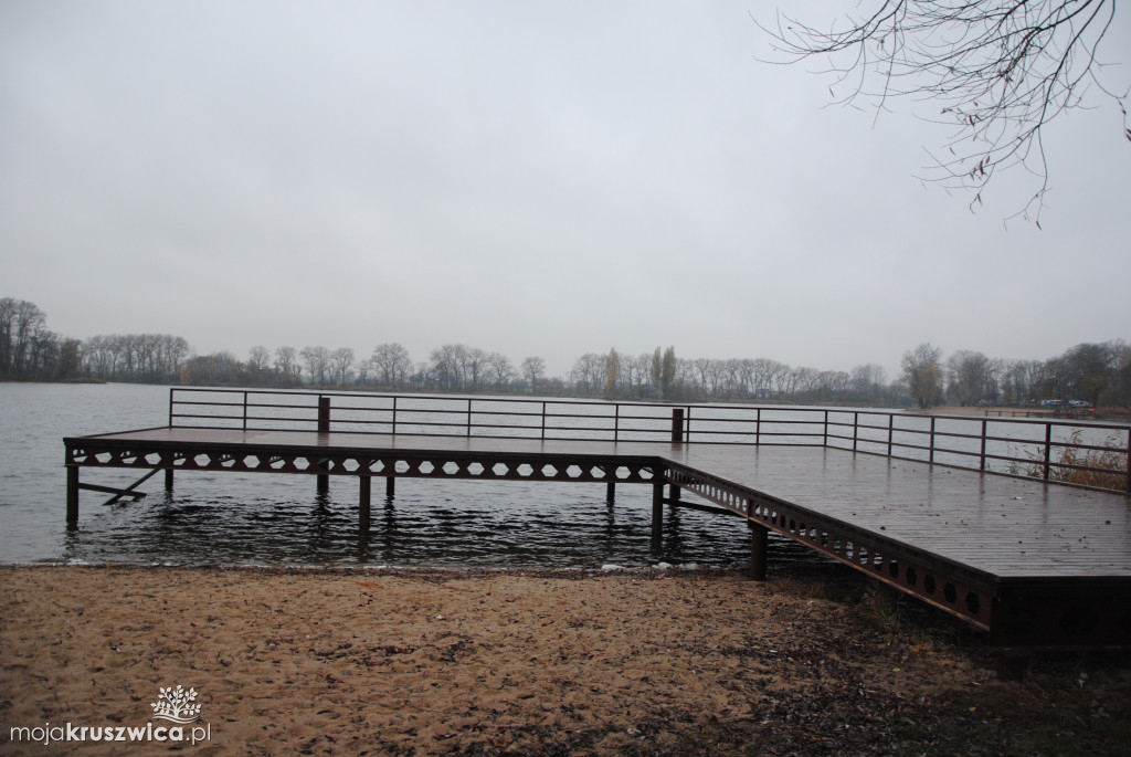 Tak wyglądają wyremontowane pomosty na tzw. Dzikiej Plaży