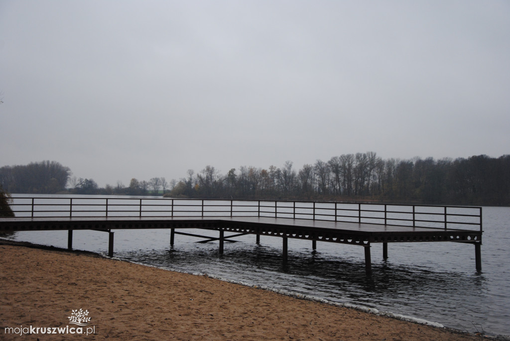 Tak wyglądają wyremontowane pomosty na tzw. Dzikiej Plaży