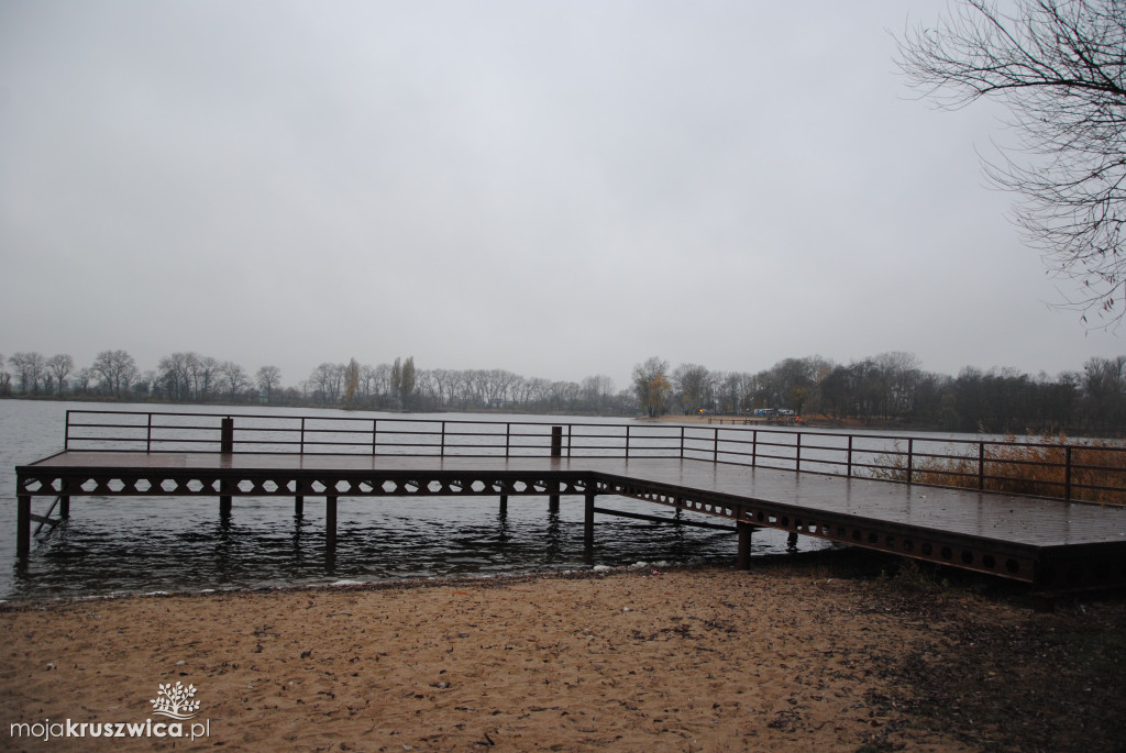 Tak wyglądają wyremontowane pomosty na tzw. Dzikiej Plaży