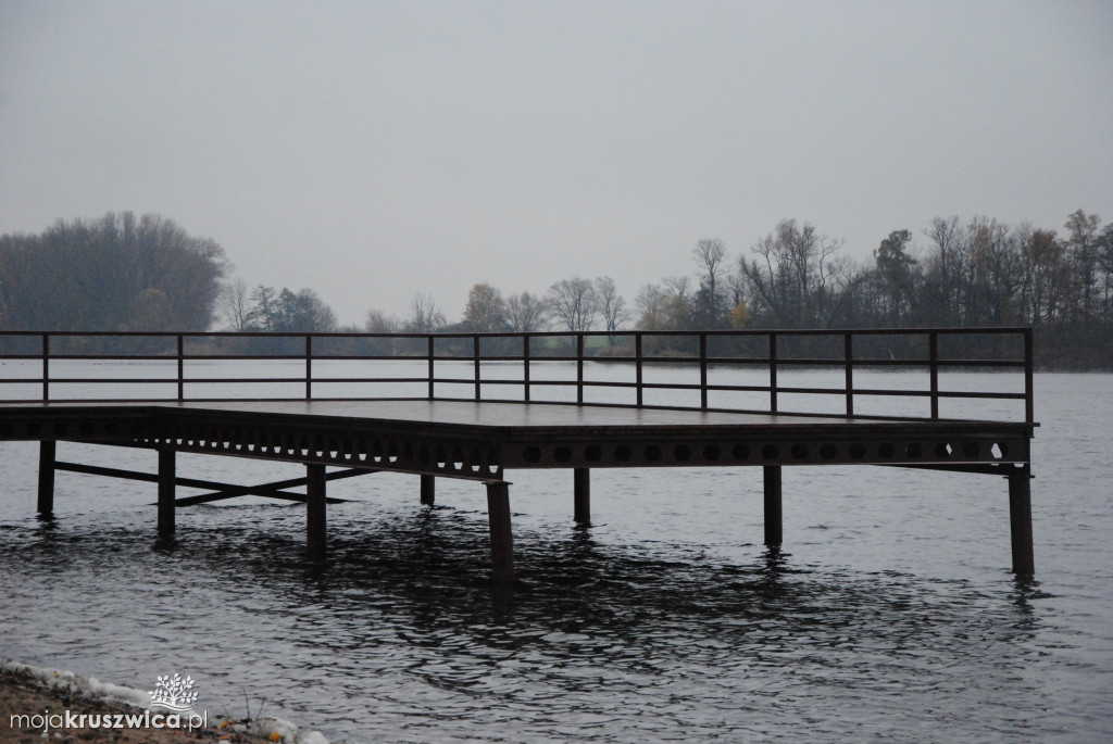 Tak wyglądają wyremontowane pomosty na tzw. Dzikiej Plaży