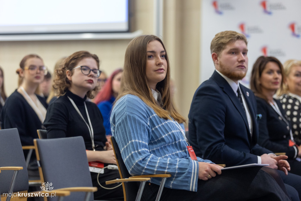 Konferencja Młodzieżowego Sejmiku  o roli kobiet w polityce