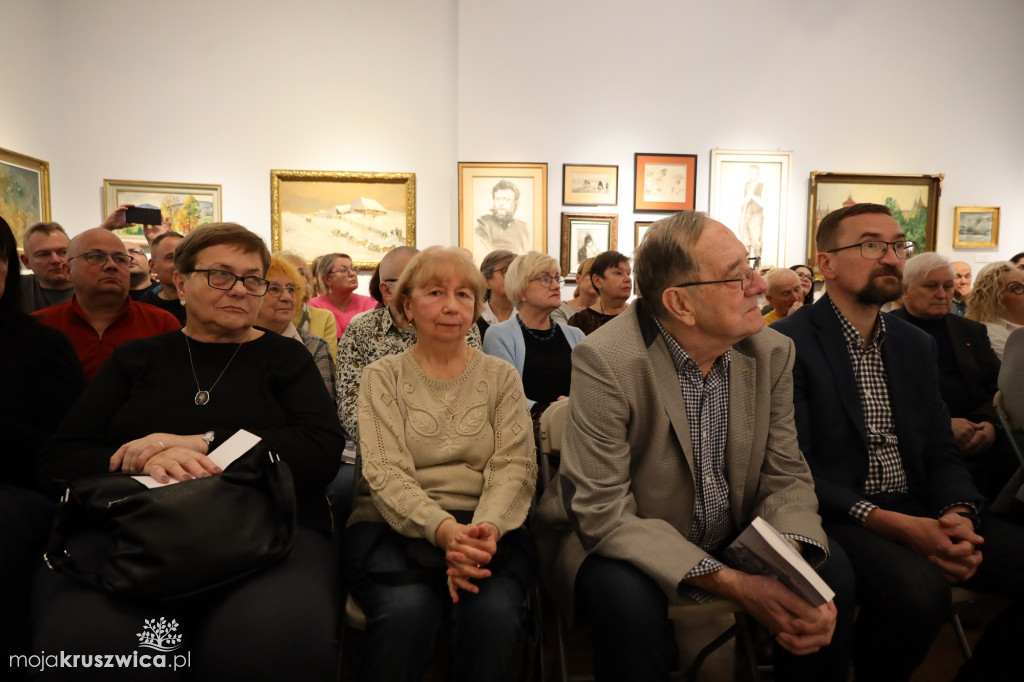 Promocja książki w powiatowym muzeum. Jej fragmenty odczytał m.in. Robert Więckiewicz