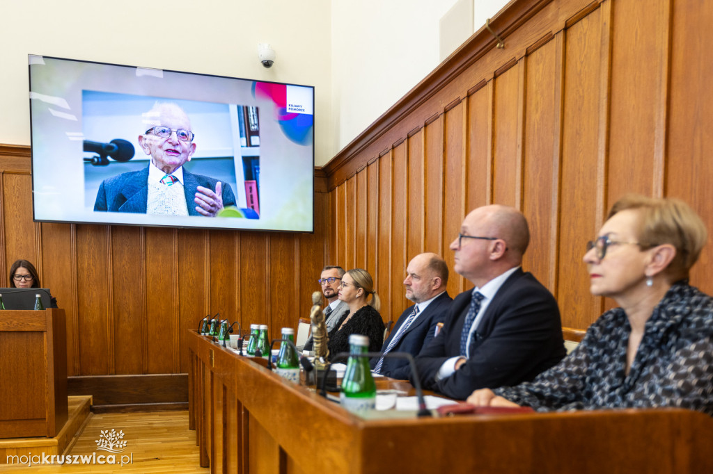 Historycy z UMK laureatami Nagrody Marszałka Województwa Kujawsko-Pomorskiego