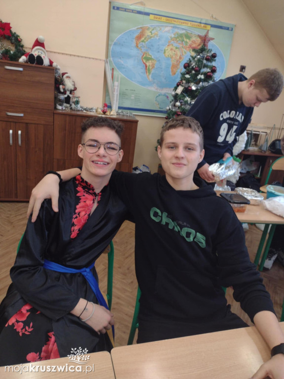 Wola Wapowska. WOK Kruszwica i azjatycki projekt