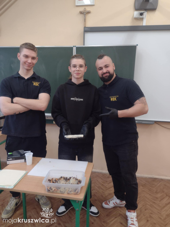 Wola Wapowska. WOK Kruszwica i azjatycki projekt