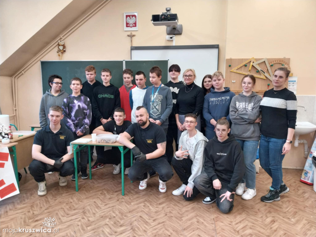 Wola Wapowska. WOK Kruszwica i azjatycki projekt
