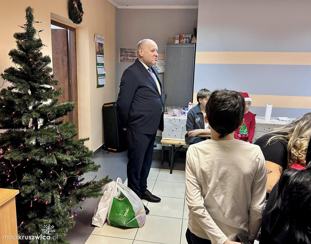 Świąteczne spotkanie w Grodztwie. Mieszkańców odwiedził Mikołaj