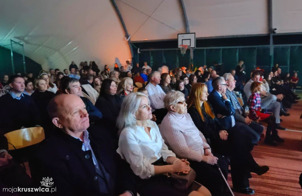 Szkolny Koncert Kolęd w Racicach za nami [FOTO]