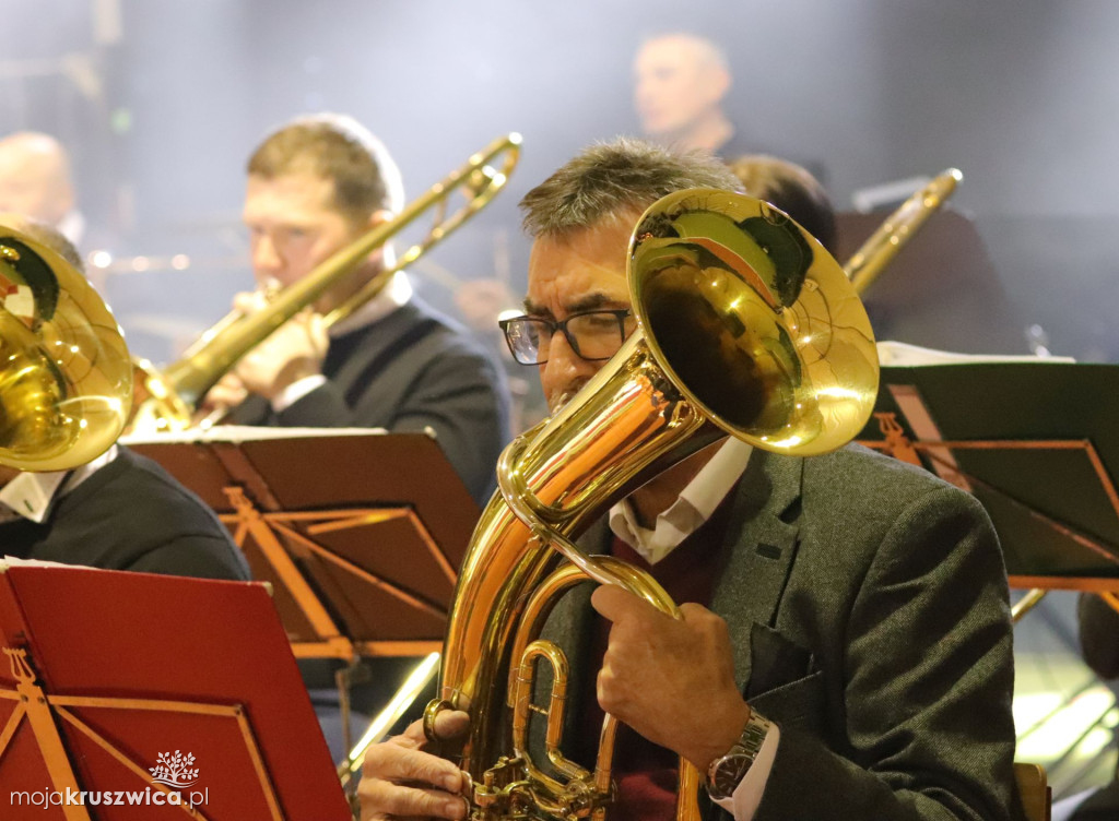 Szkolny Koncert Kolęd w Racicach za nami [FOTO]