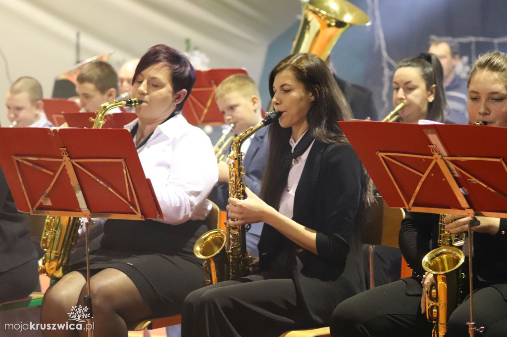 Szkolny Koncert Kolęd w Racicach za nami [FOTO]