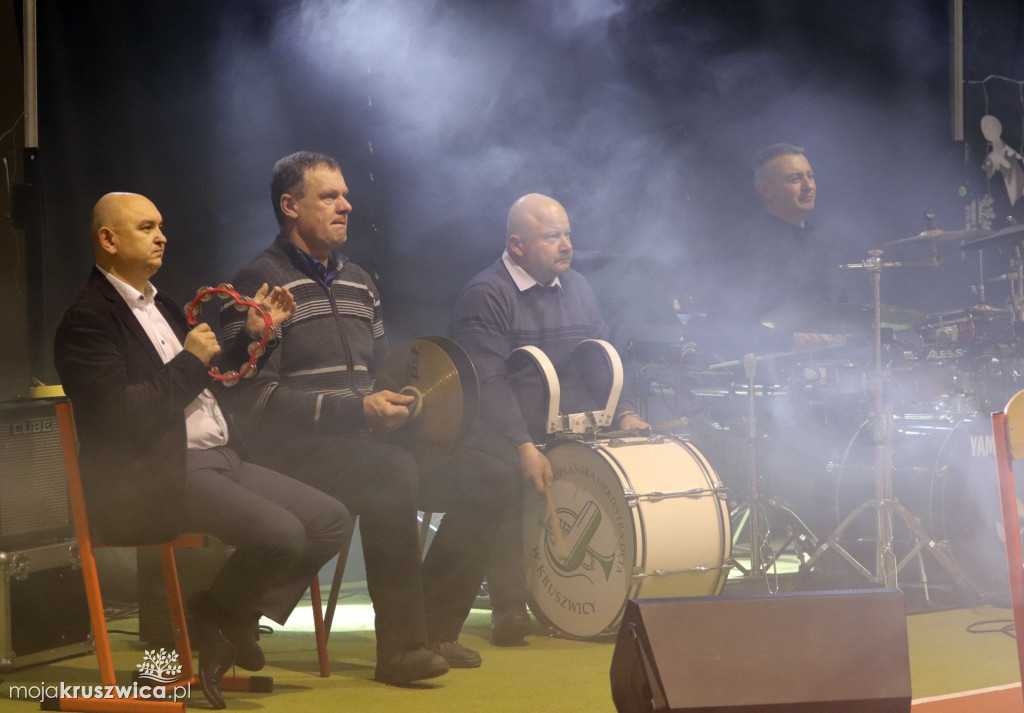 Szkolny Koncert Kolęd w Racicach za nami [FOTO]