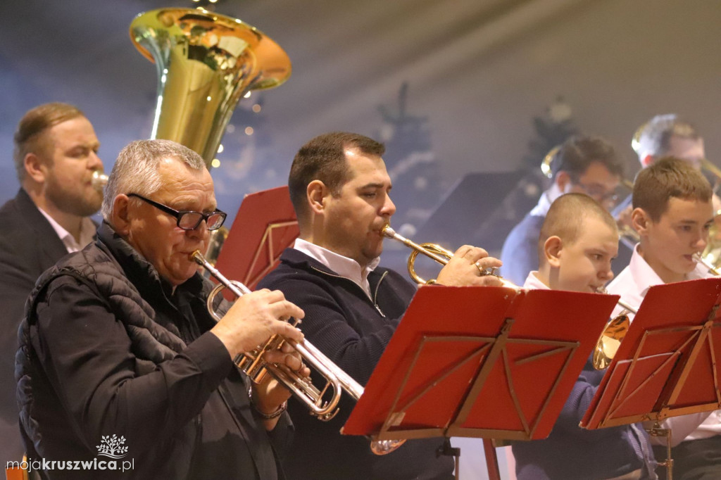 Szkolny Koncert Kolęd w Racicach za nami [FOTO]