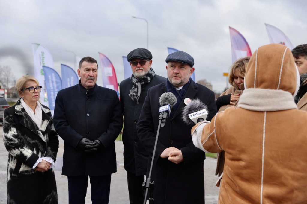 Otwarcie zmodernizowanej drogi wojewódzkiej nr 254 pomiędzy Łabiszynem i Barcinem