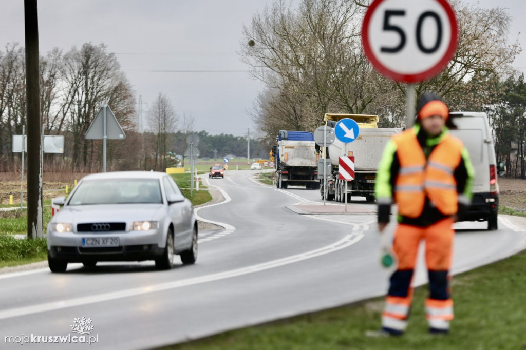 Otwarcie zmodernizowanej drogi wojewódzkiej nr 254 pomiędzy Łabiszynem i Barcinem