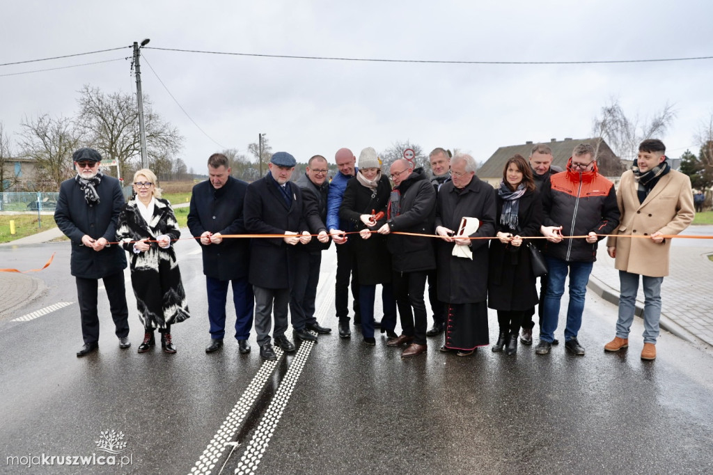 Otwarcie zmodernizowanej drogi wojewódzkiej nr 254 pomiędzy Łabiszynem i Barcinem