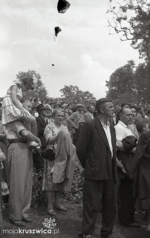 Tych zdjęć nie widziałeś! Kruszwica w latach 60. XX wieku [FOTO]