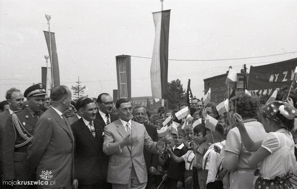 Tych zdjęć nie widziałeś! Kruszwica w latach 60. XX wieku [FOTO]