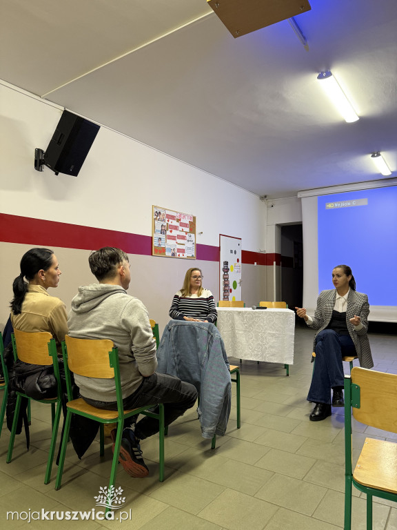 Bezpieczeństwo cyfrowe w Szkole Podstawowej nr 1 w Kruszwicy [FOTO]