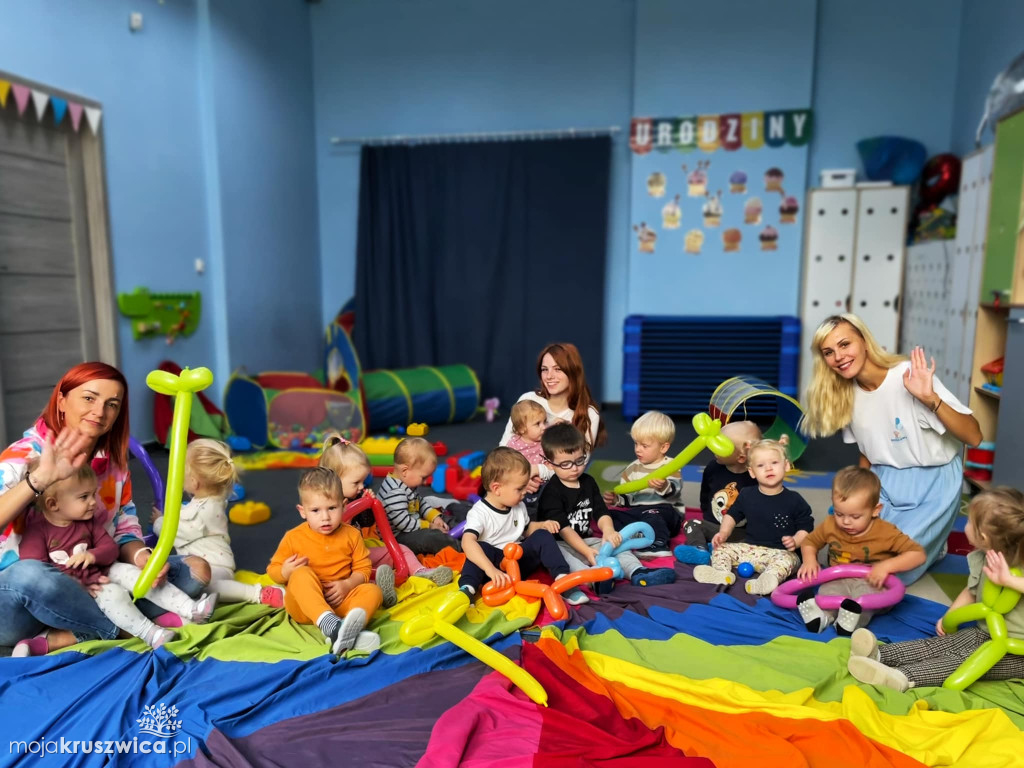 Domisiowy Zawrót Głowy – kreatywne atrakcje na każdą dziecięcą imprezę!