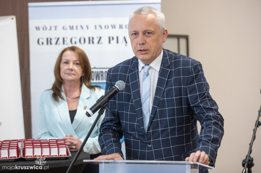 Spotkanie sołtysów w Łojewie: wyróżnienia i konsultacje z przedstawicielami władz