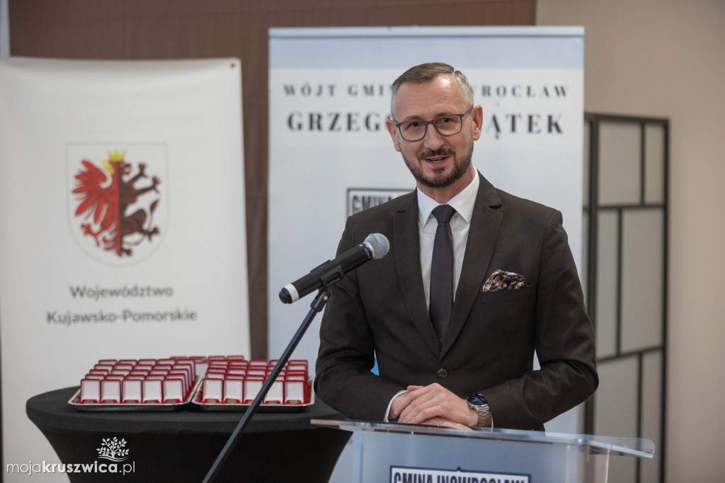 Spotkanie sołtysów w Łojewie: wyróżnienia i konsultacje z przedstawicielami władz