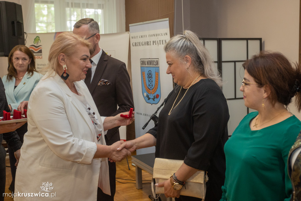 Spotkanie sołtysów w Łojewie: wyróżnienia i konsultacje z przedstawicielami władz