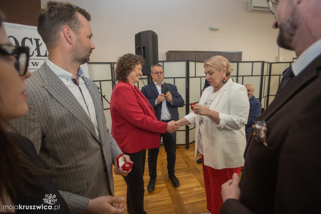 Spotkanie sołtysów w Łojewie: wyróżnienia i konsultacje z przedstawicielami władz